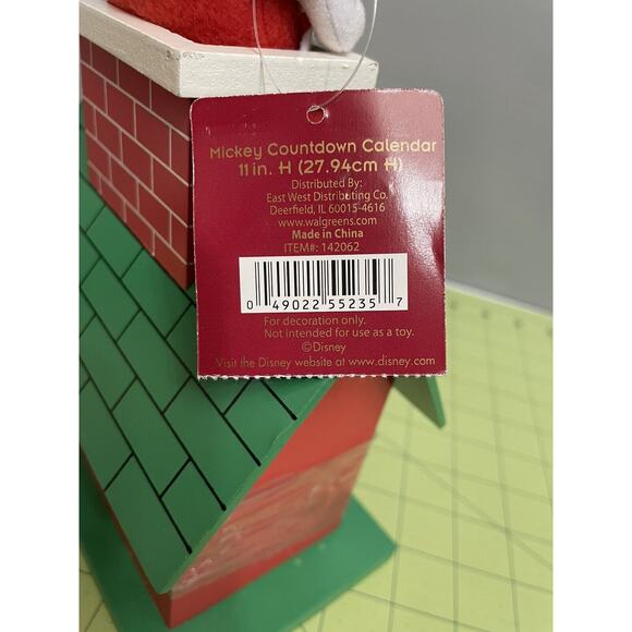 Disney Mickey Mouse Santa Wood Chimney Countdown Christmas Advent Calendar - Picture 7 of 7
